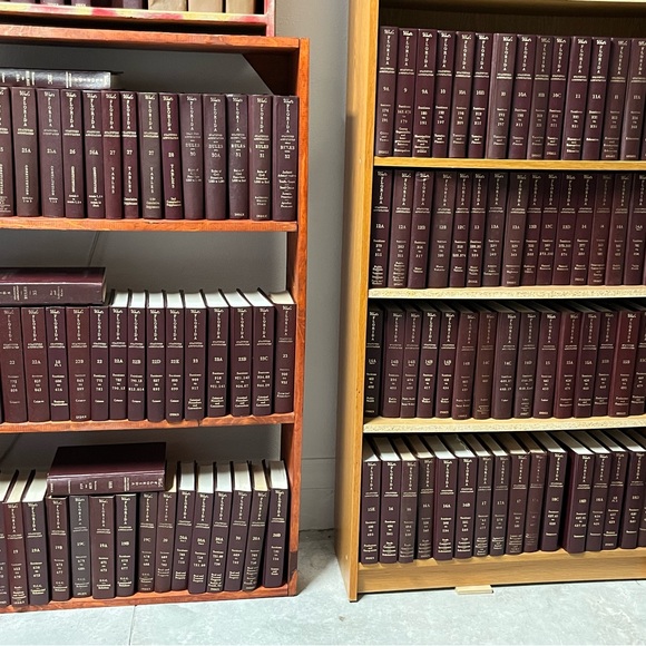 100 Sets of West's Florida Statutes Annotated Law Book - Picture 2 of 3